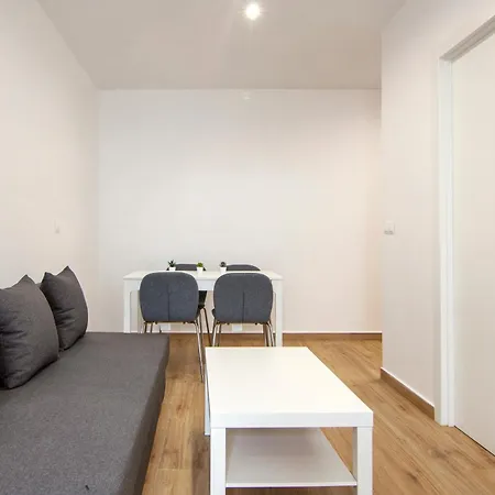 Bed and breakfast Vlc Host- Fray Pedro Valencia