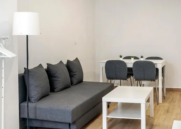 Bed & Breakfast Vlc Host- Fray Pedro Valencie
